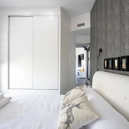 Apartment Apartamento Atico Real Suites